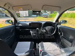 Daihatsu Mira ES L Limited 2025