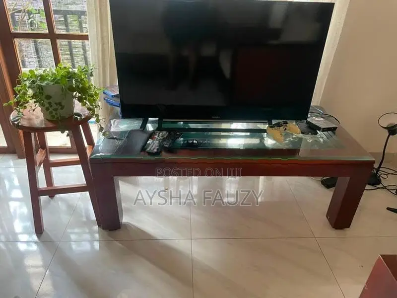 Mahagony Sofa Set