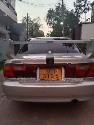 Mazda Familia 2000