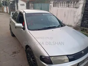 Mazda Familia 2000