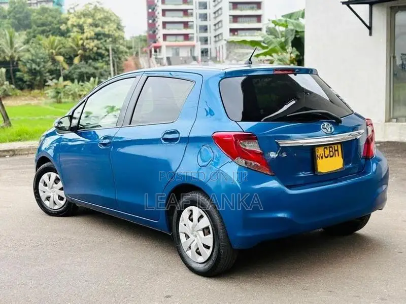 Toyota Vitz 2016