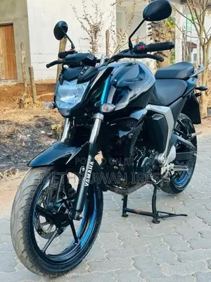 Yamaha FZs V2 2025