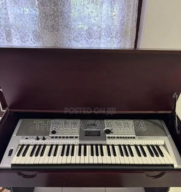 Yamaha PSR E403 Keyboard