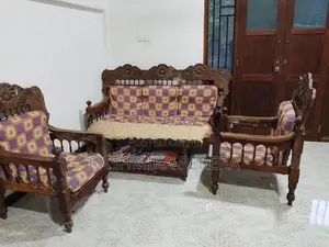 පුටු සෙටිය