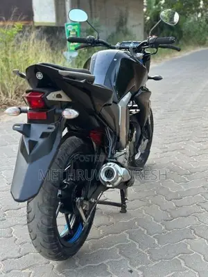 Yamaha FZs V2 2025