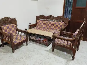 පුටු සෙටිය