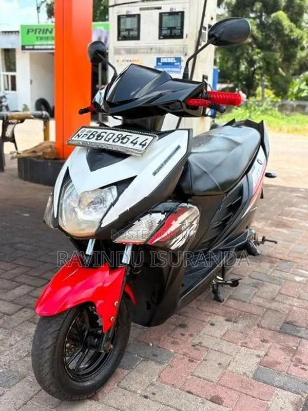 Yamaha Ray ZR 2018