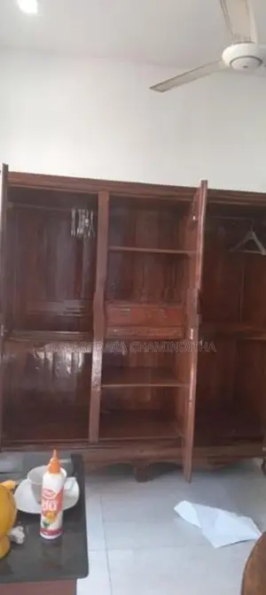 Tekka Three Door Almira