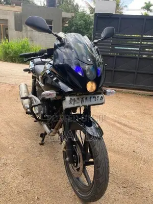 Bajaj Pulsar 220F 2010
