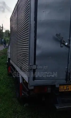 Isuzu Elf 2008