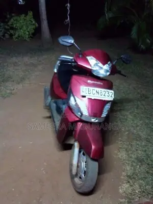 Mahindra Gusto 2015