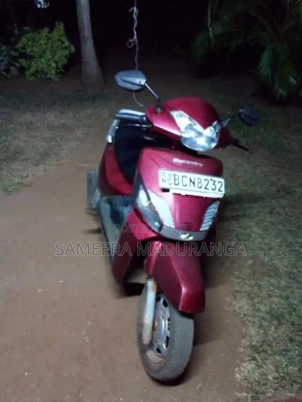 Mahindra Gusto 2015