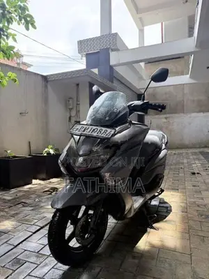 Suzuki Burgman 2019