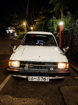 Toyota Corolla DX Wagon KE74 1986