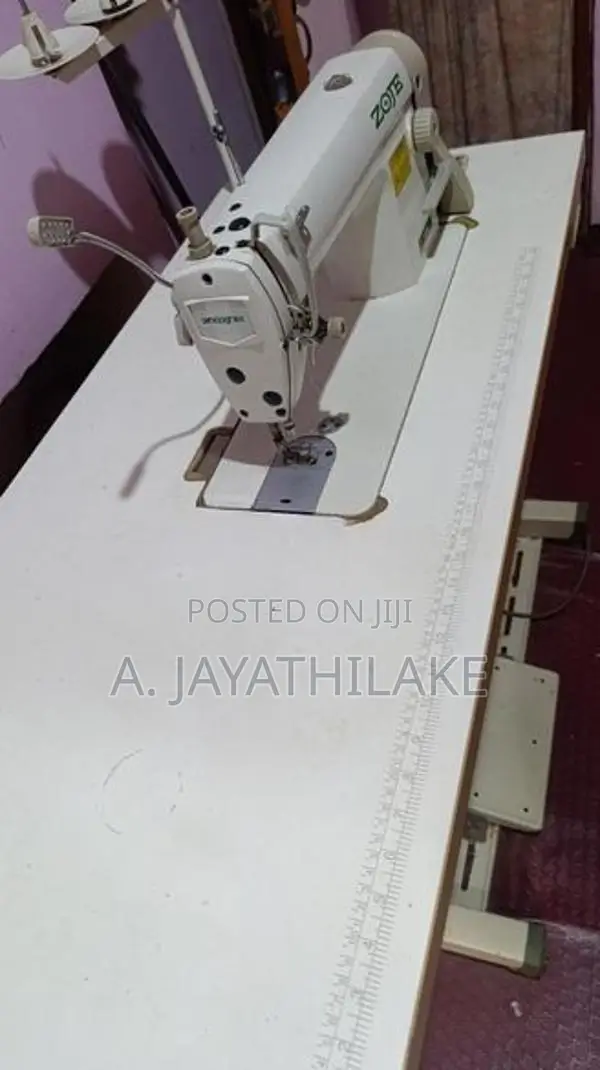 Zoje මහන මැෂිම