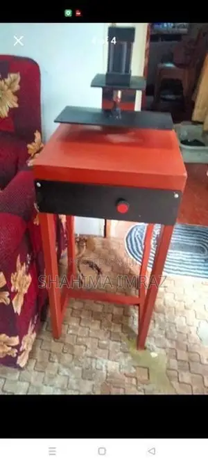 Slipper Cutting Machine