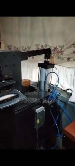 Slipper Cutting Machine