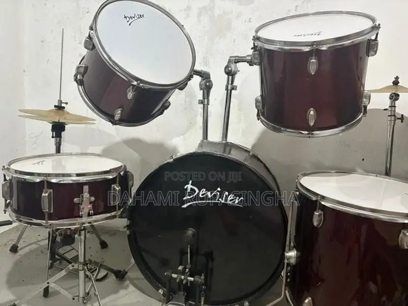 Deviser Drum Set