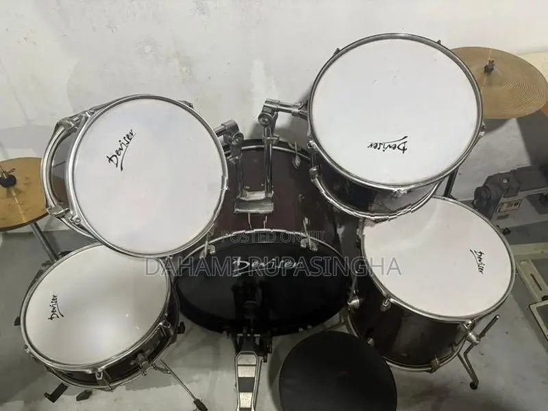 Deviser Drum Set