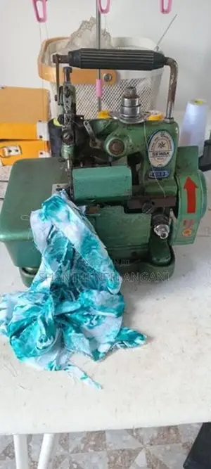 Sewak Overlock Machine