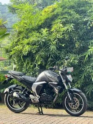 Yamaha FZs V2 Drak Night 2018