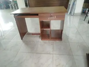 Modern 4x2 Computer Table