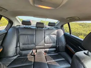 BMW 320i 2007