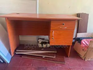 Damro Table