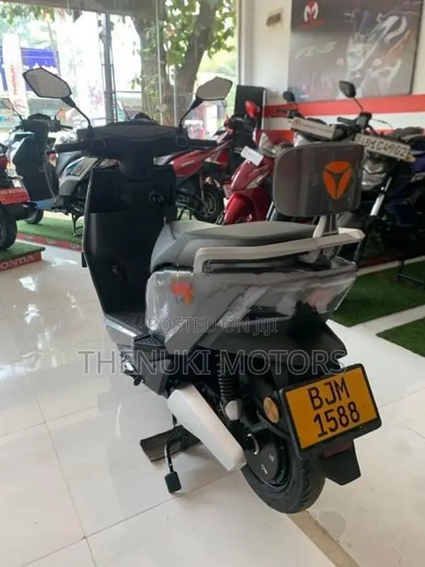 Yadea T5 2024