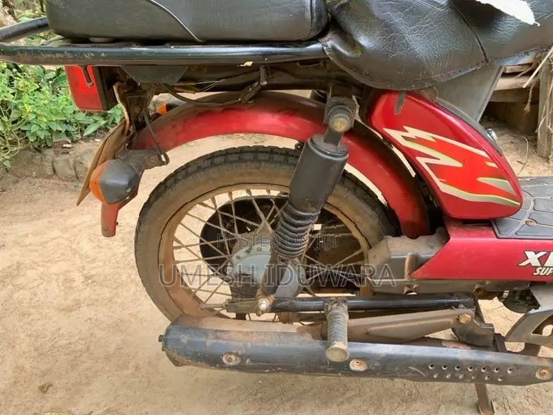 TVS XL 100 2015