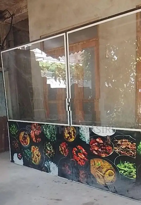 කෑම ෂෝකේස්