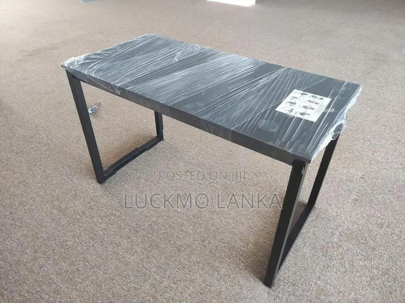 New 4x2 Size Computer Table Finishing (V1)