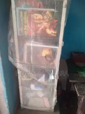 Aluminium Showcase