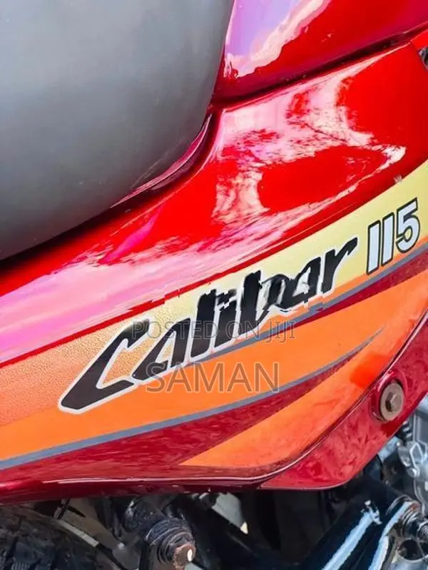 Bajaj Caliber 2005