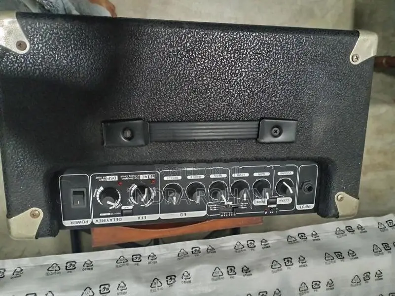 NUX guitar amp