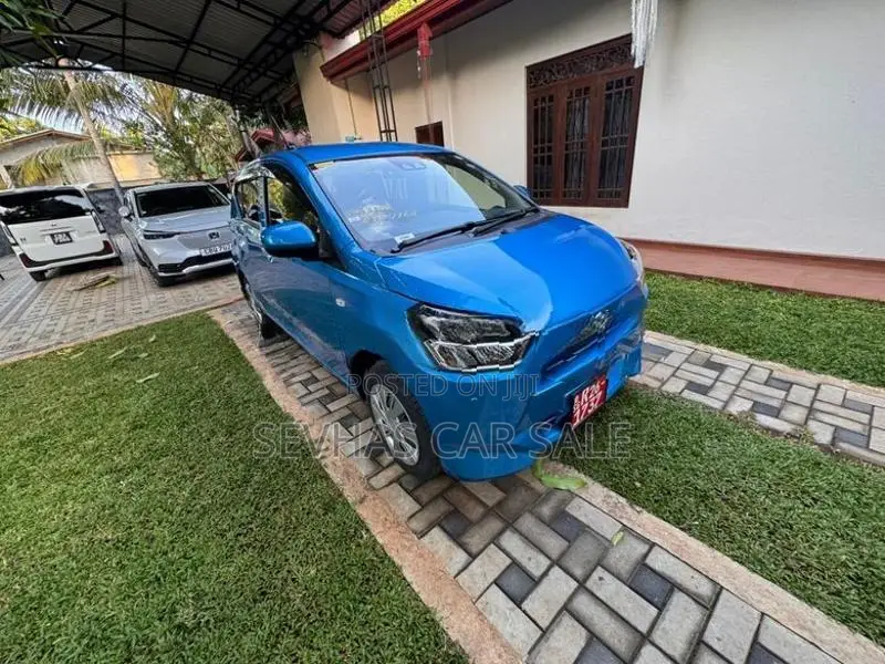Daihatsu Mira X 2025