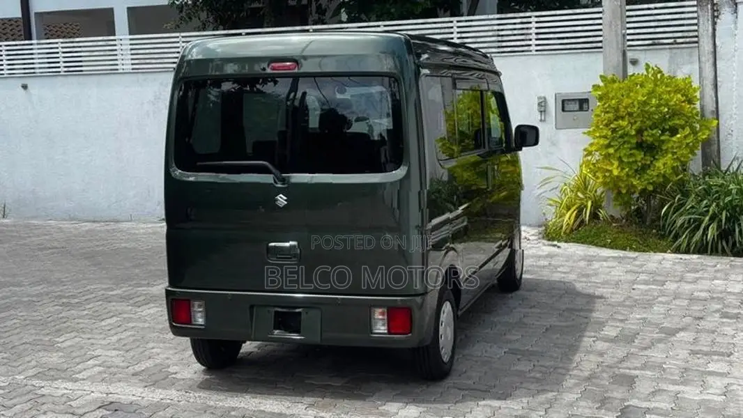 Suzuki Every 2025