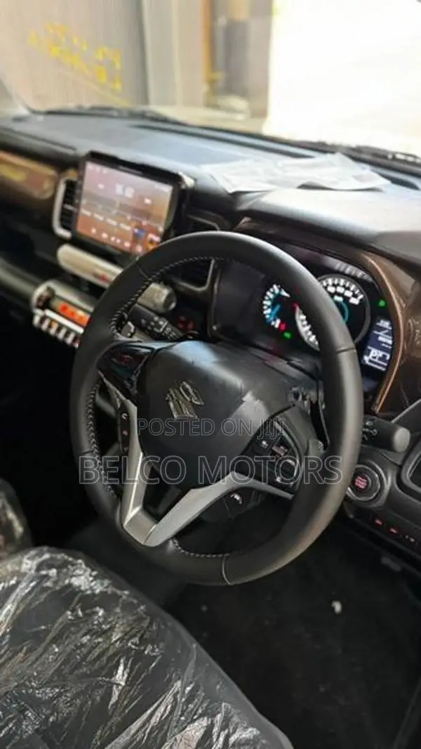 Suzuki XBee HYBRID 2025