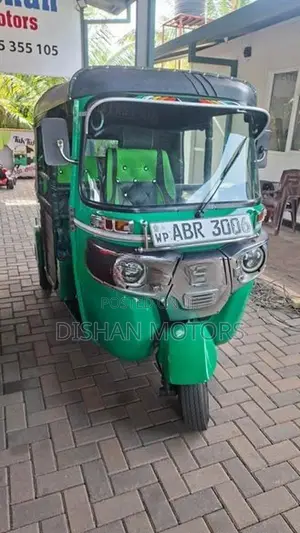 Bajaj RE 4 Storke 2018