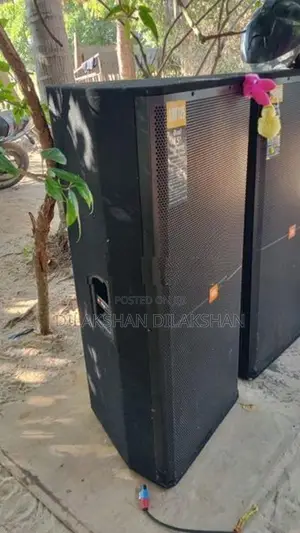 JBL Double Top Speakers with Amplifier