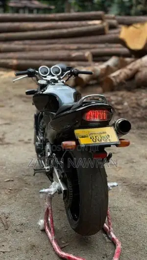 Honda Hornet 2017