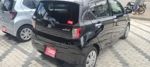 Daihatsu Mira ES X SA3 2025