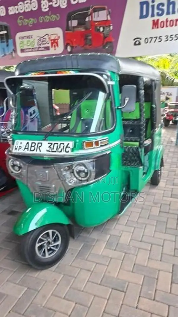 Bajaj RE 4 Storke 2018