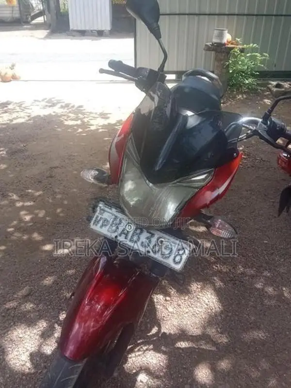 Bajaj Discover 125 2015