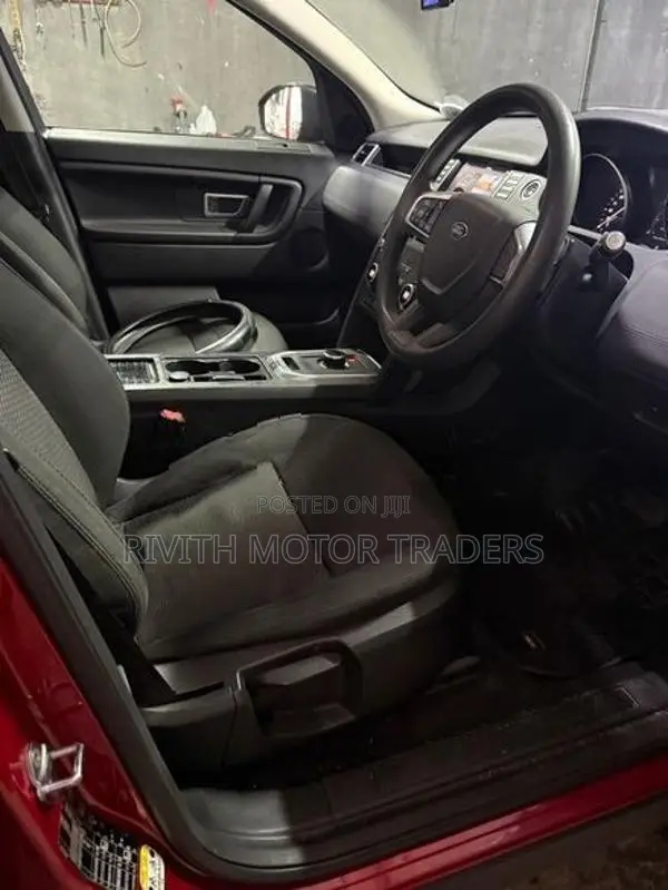 Land Rover Discovery sport 2017