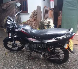 Bajaj Platina 125 2010