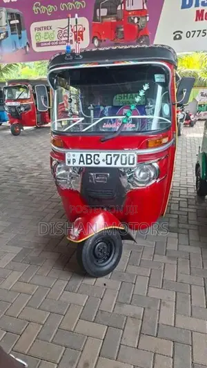 Bajaj RE 4 Stroke 2015