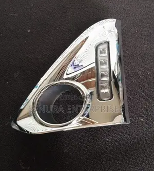 TOYOTA TANK M900 NICKEL FOG LIGHT COWL WITH DAY LH