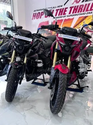 Bajaj Pulsar N160 Premium 2026