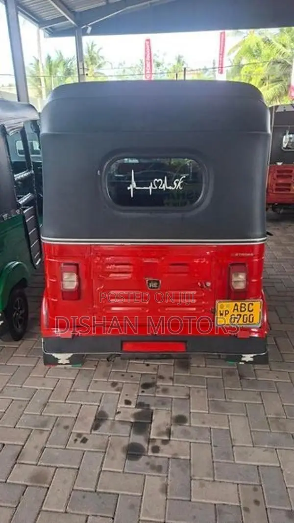 Bajaj RE 4 Stroke 2015